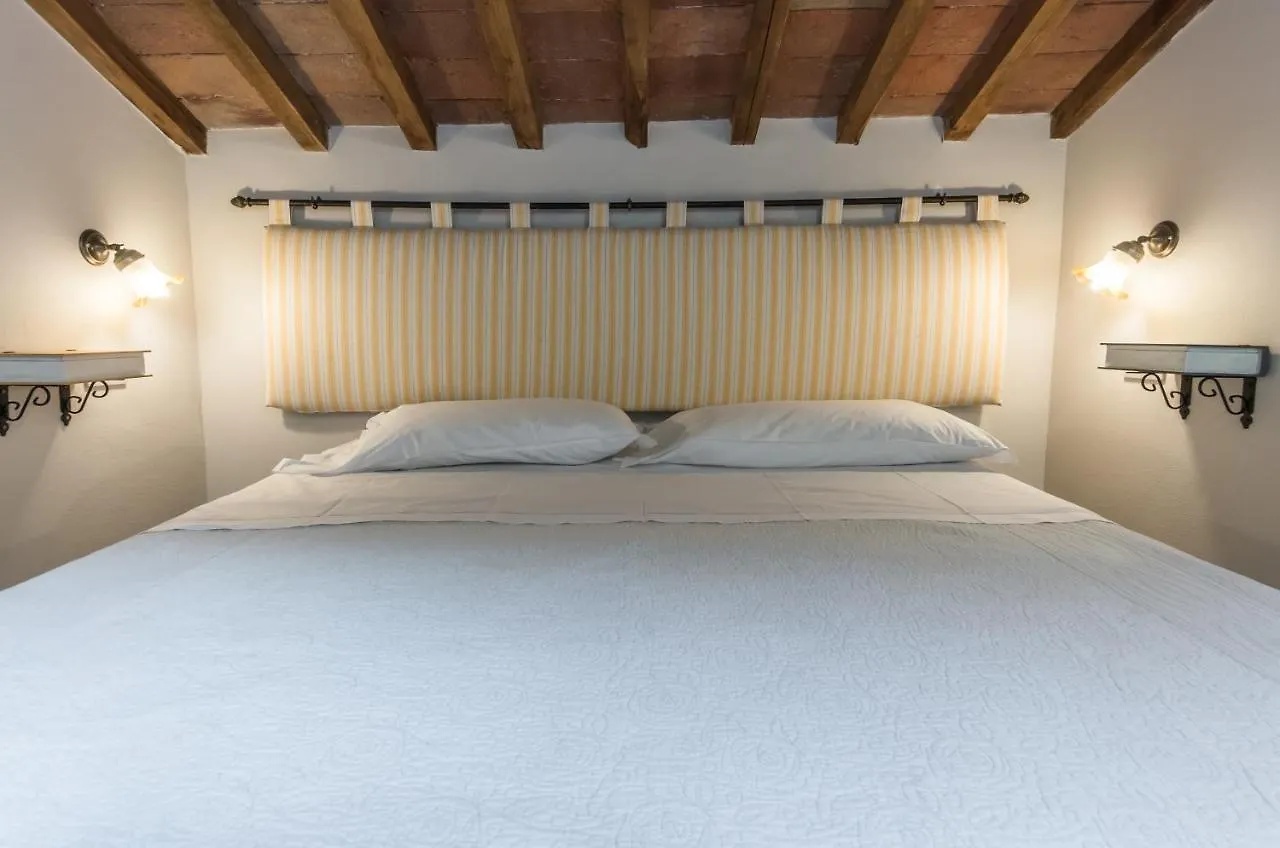 I Terzi Di Siena - Rooms Only Bed & Breakfast